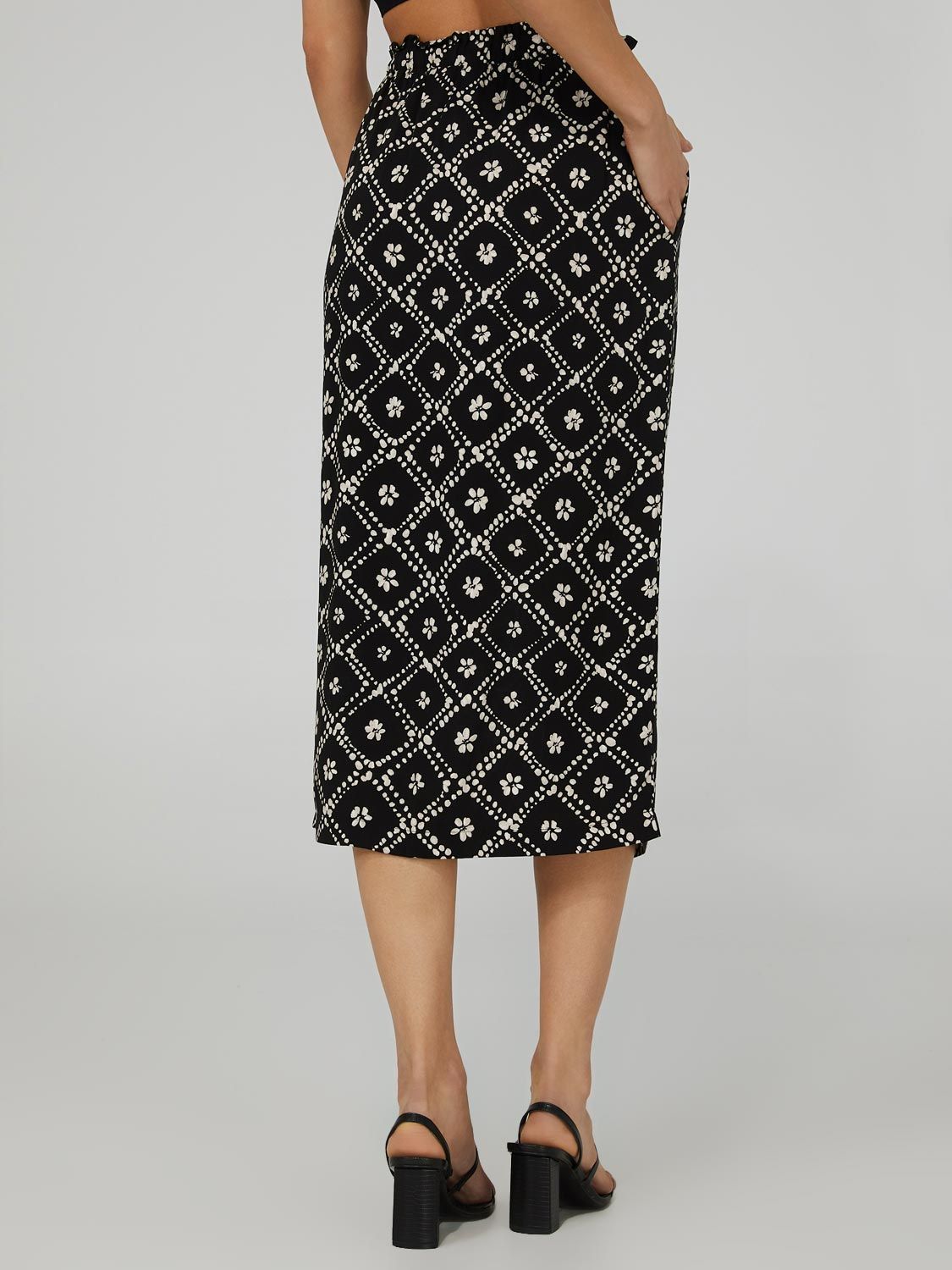 Printed Button-Front Midi Skirt sold by Suzy Shier product image thumbnail 4