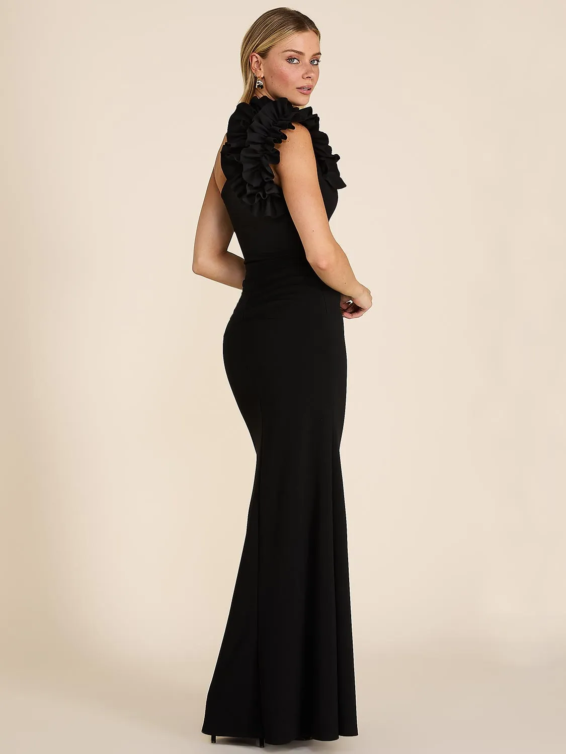 Rosette One-Shoulder Fitted Gown sold by Suzy Shier product image thumbnail 4