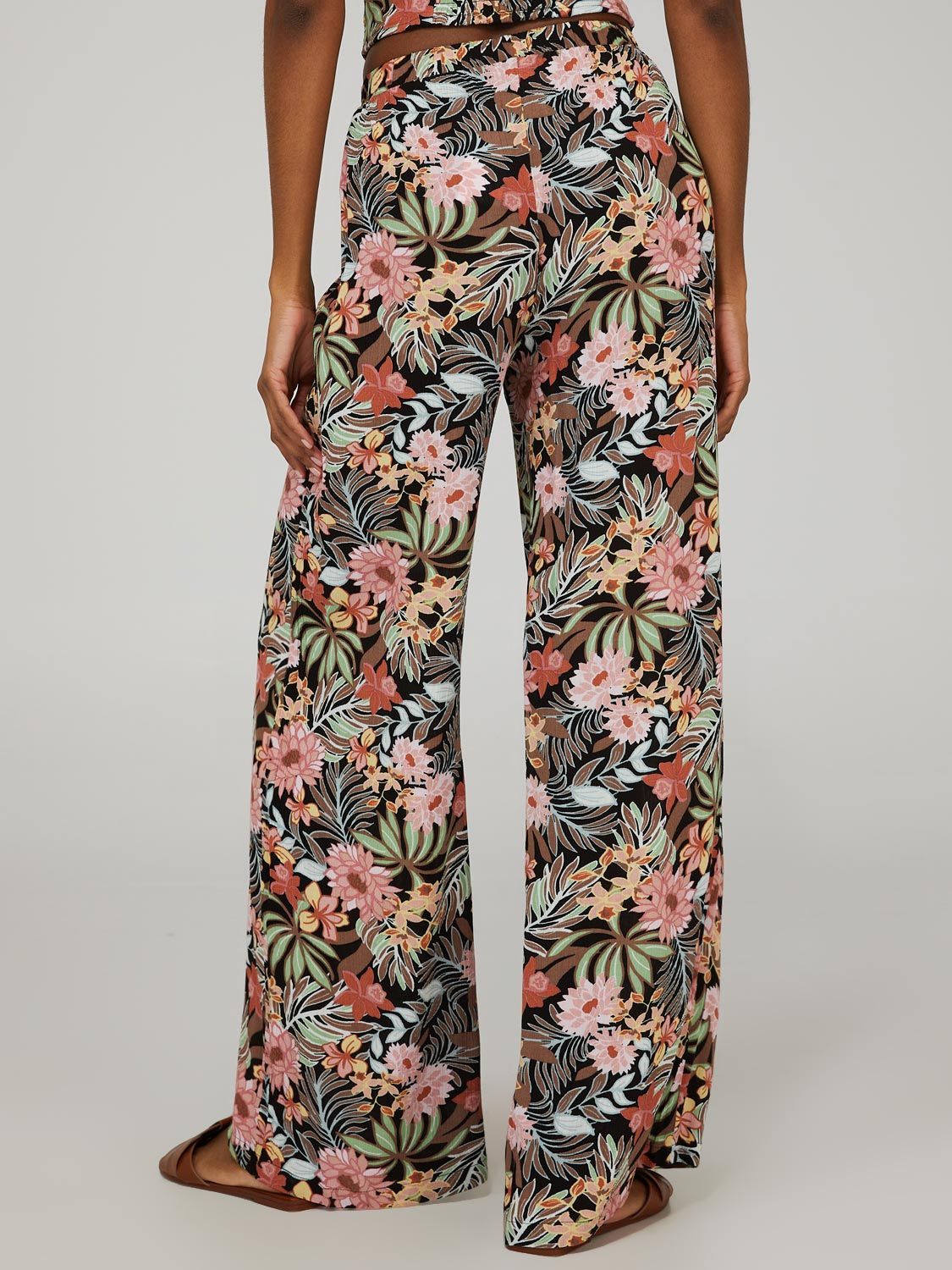 Printed Crinkle Palazzo Pants sold by Suzy Shier product image thumbnail 4