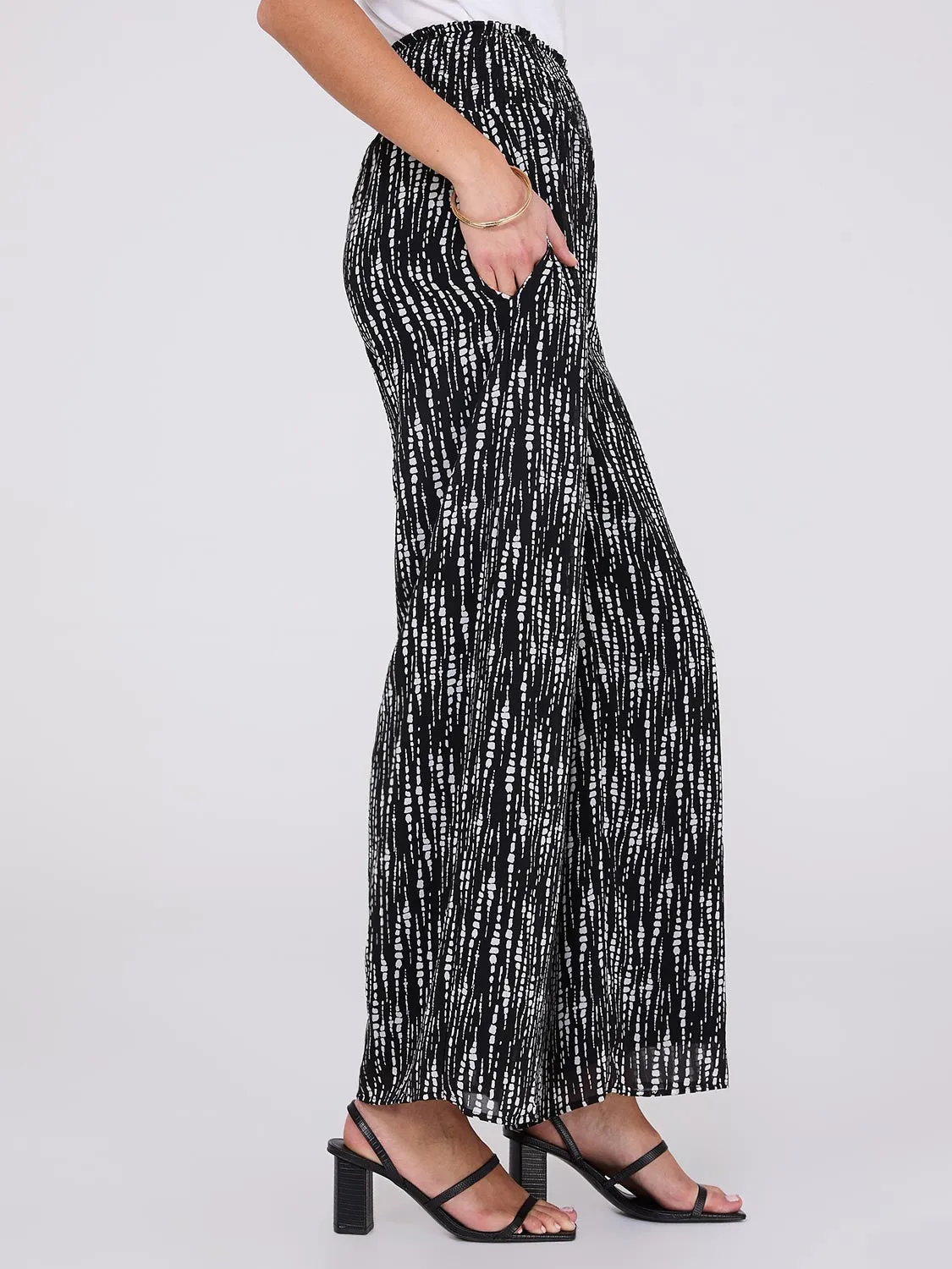 Printed Chiffon Palazzo Pants sold by Suzy Shier product image thumbnail 3