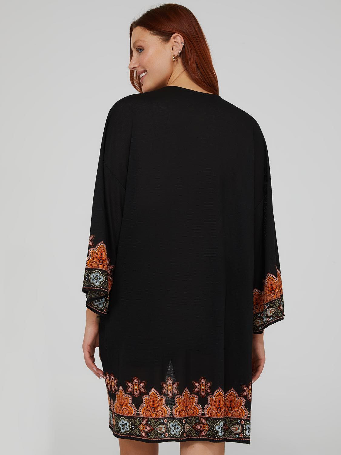 3/4 Sleeve Border Print Kimono sold by Suzy Shier product image thumbnail 5