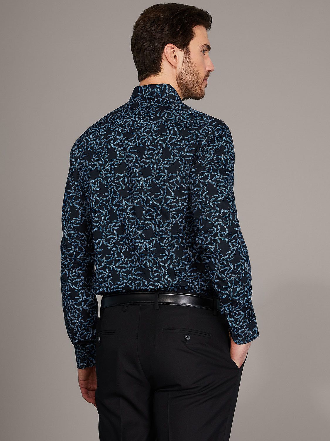 Leaf Motif Slim Fit Printed Dress Shirt sold by Suzy Shier product image thumbnail 2