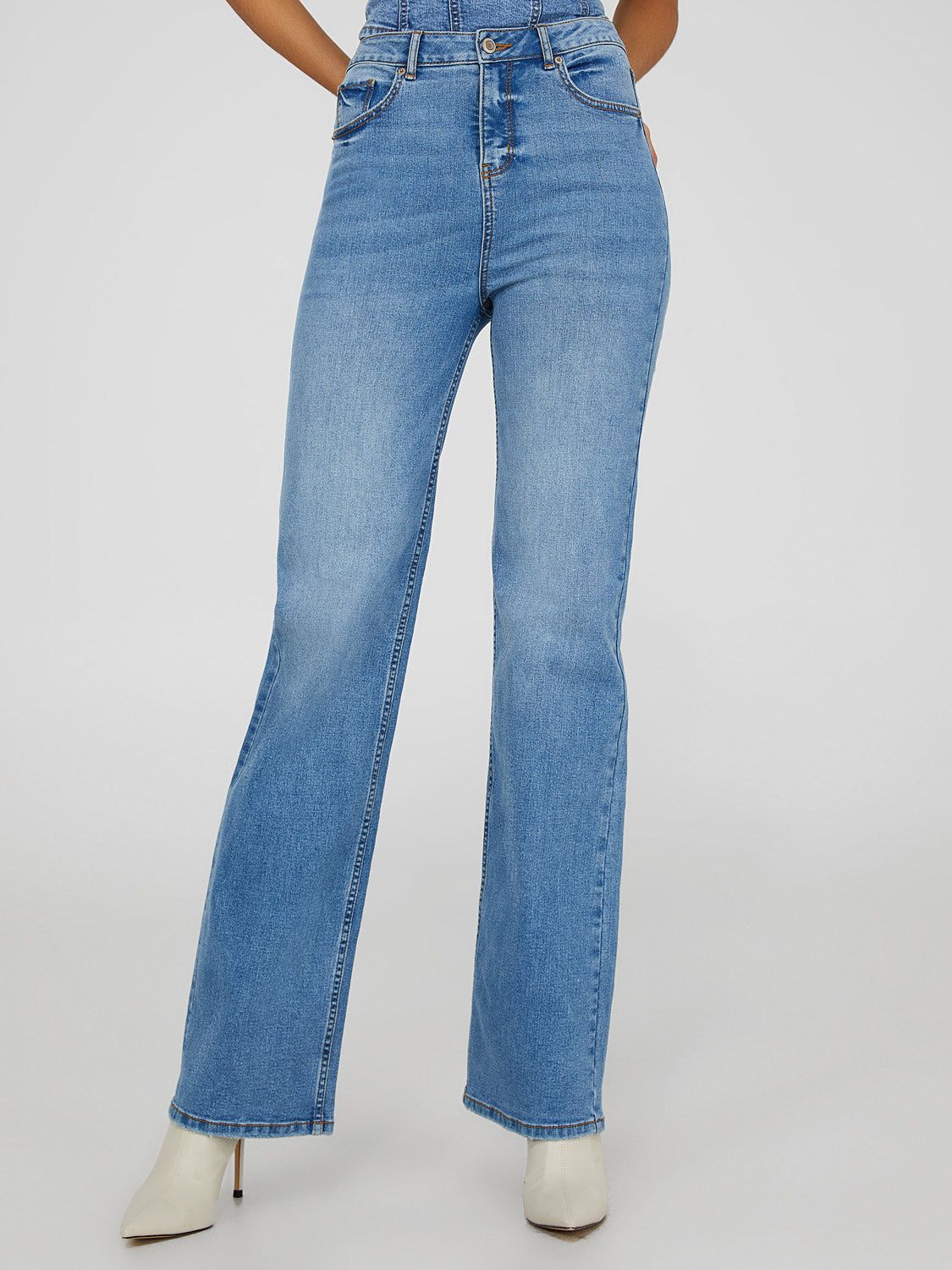 Wide Leg High Rise Jeans sold by Suzy Shier