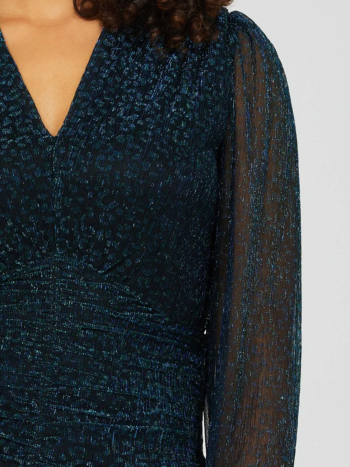 Long Balloon Sleeve Animal Print Top sold by Suzy Shier product image thumbnail 3