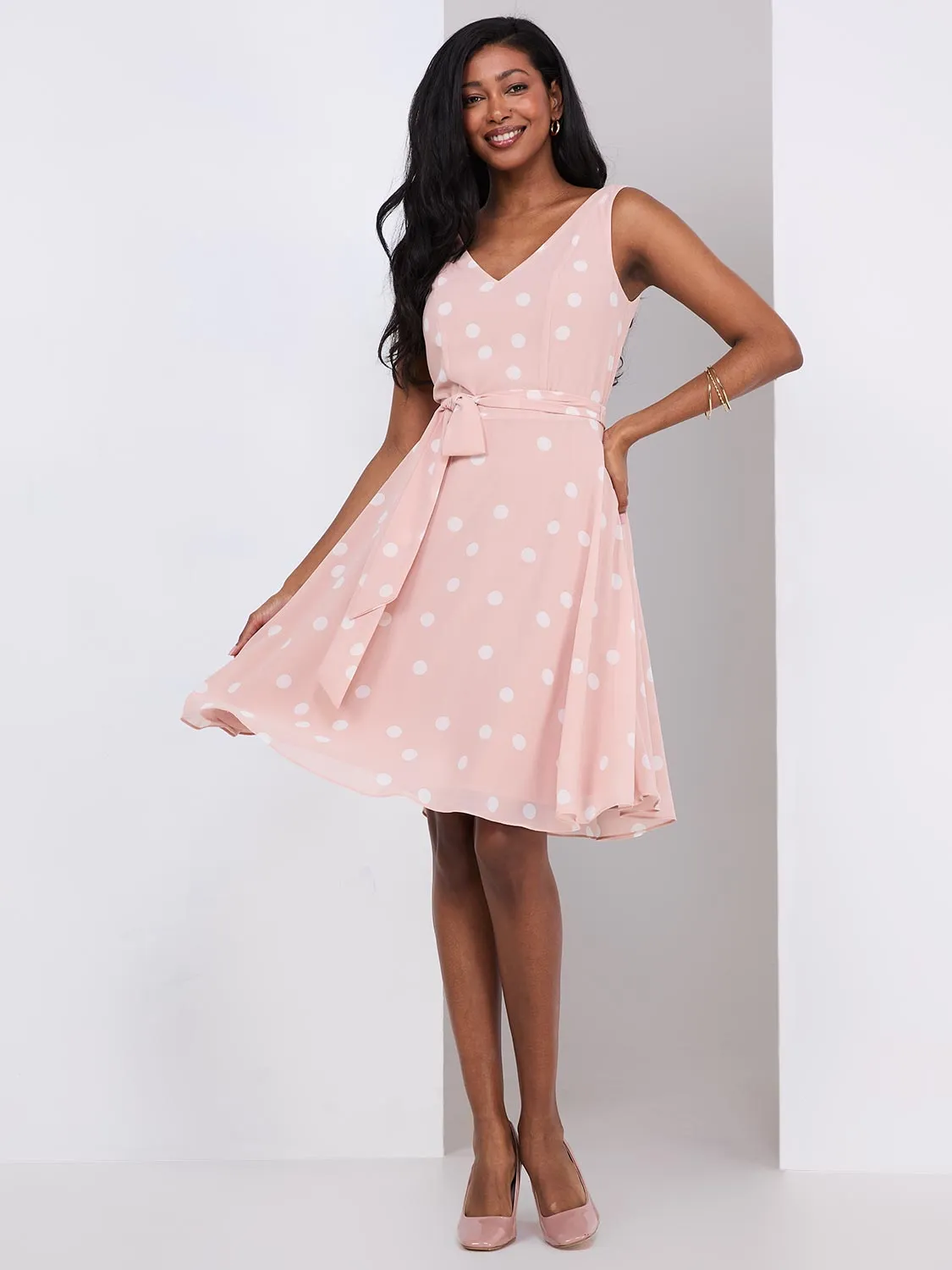 Sleeveless Dot Print V-Neck Chiffon Dress sold by Suzy Shier product image thumbnail 3