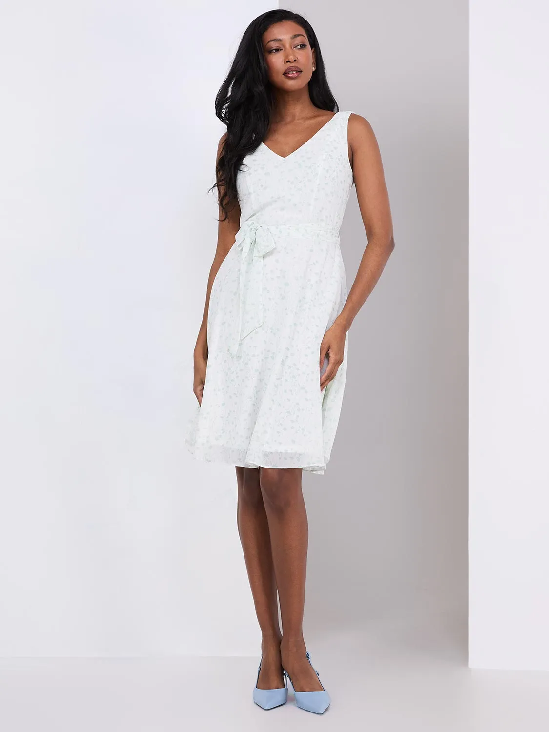 Sleeveless Printed V-Neck Chiffon Dress sold by Suzy Shier product image thumbnail 3