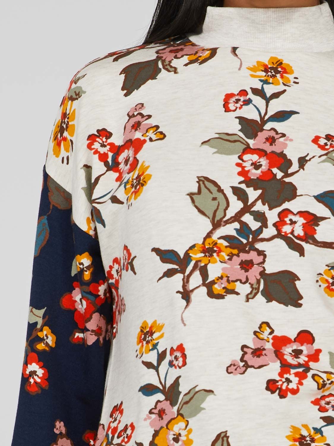 Floral Print Fleece Sweatshirt sold by Suzy Shier product image thumbnail 6