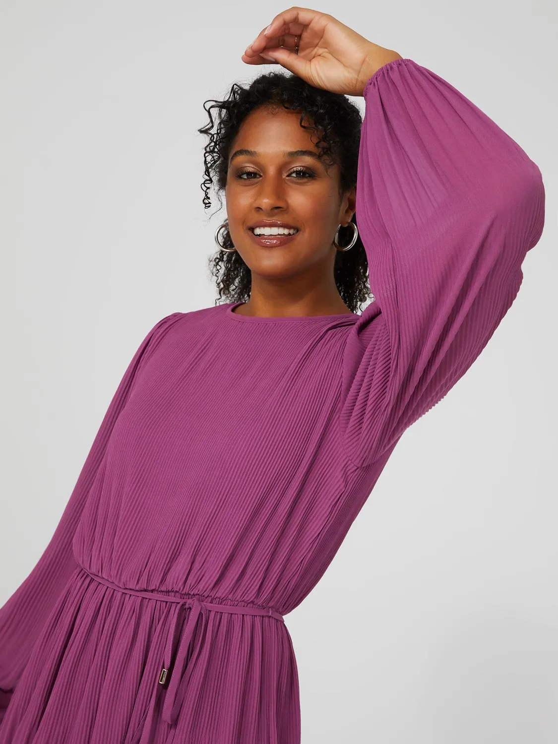 Plisse Chiffon Long Sleeve Mini Dress With Elastic Waist sold by Suzy Shier product image thumbnail 3