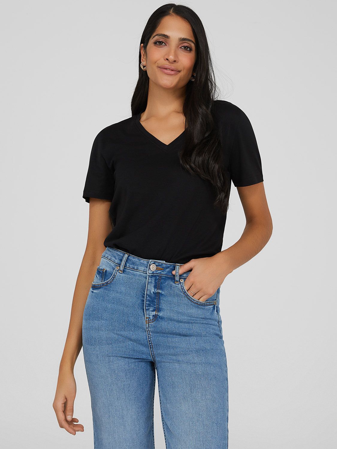 Relaxed Fit V-Neck Top sold by Suzy Shier product image thumbnail 8