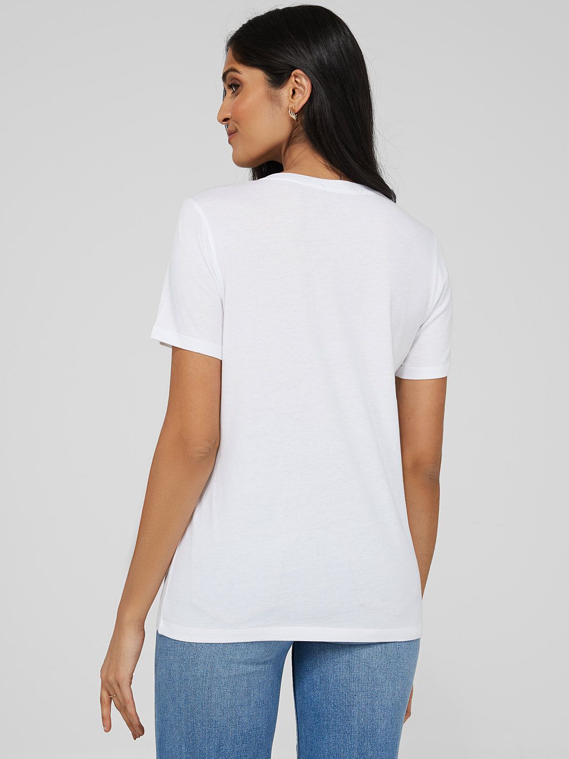 Relaxed Fit V-Neck Top sold by Suzy Shier product image thumbnail 15