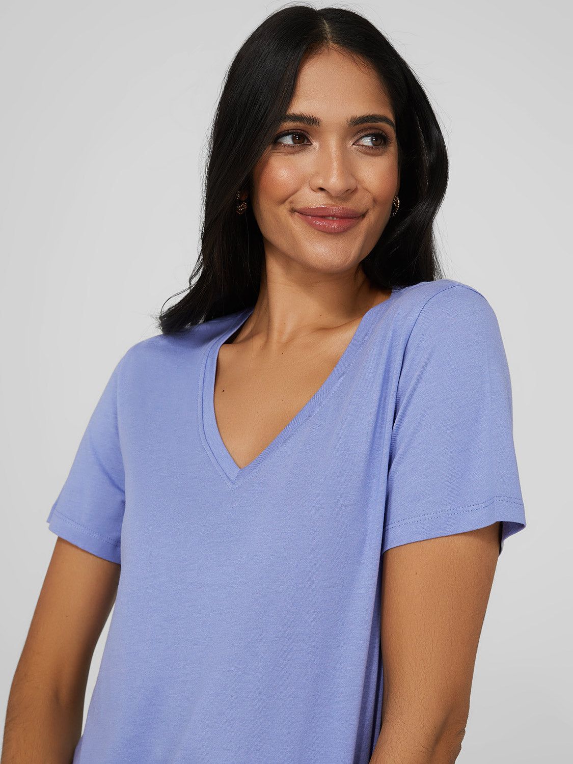 Relaxed Fit V-Neck Top sold by Suzy Shier product image thumbnail 2