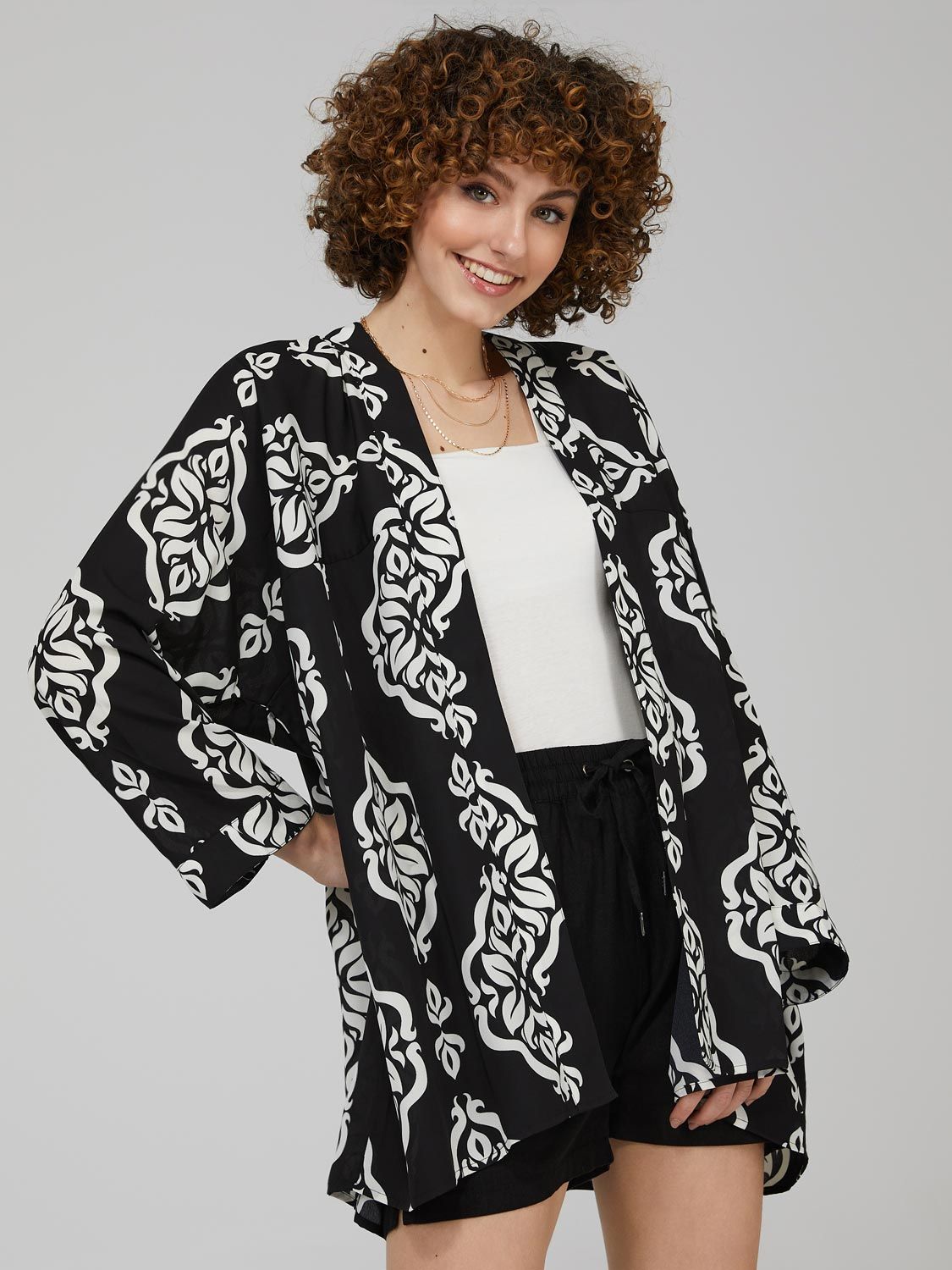 Printed Crepe Kimono sold by Suzy Shier product image thumbnail 2