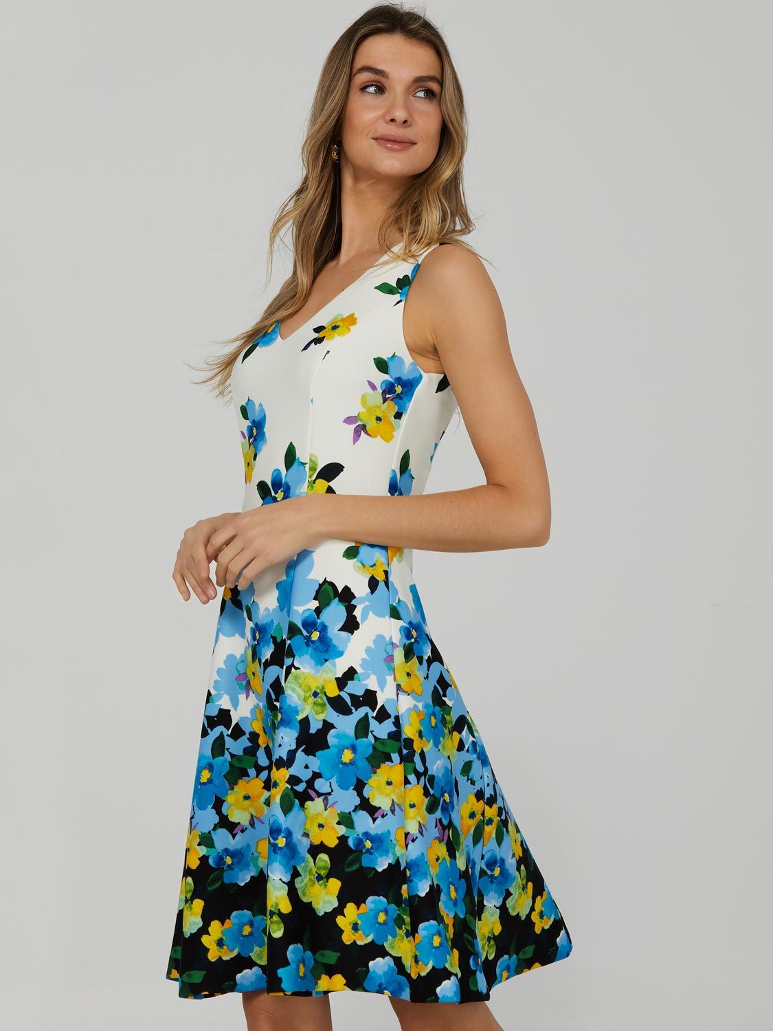 Printed Scuba Dress With Side Pockets sold by Suzy Shier product image thumbnail 4