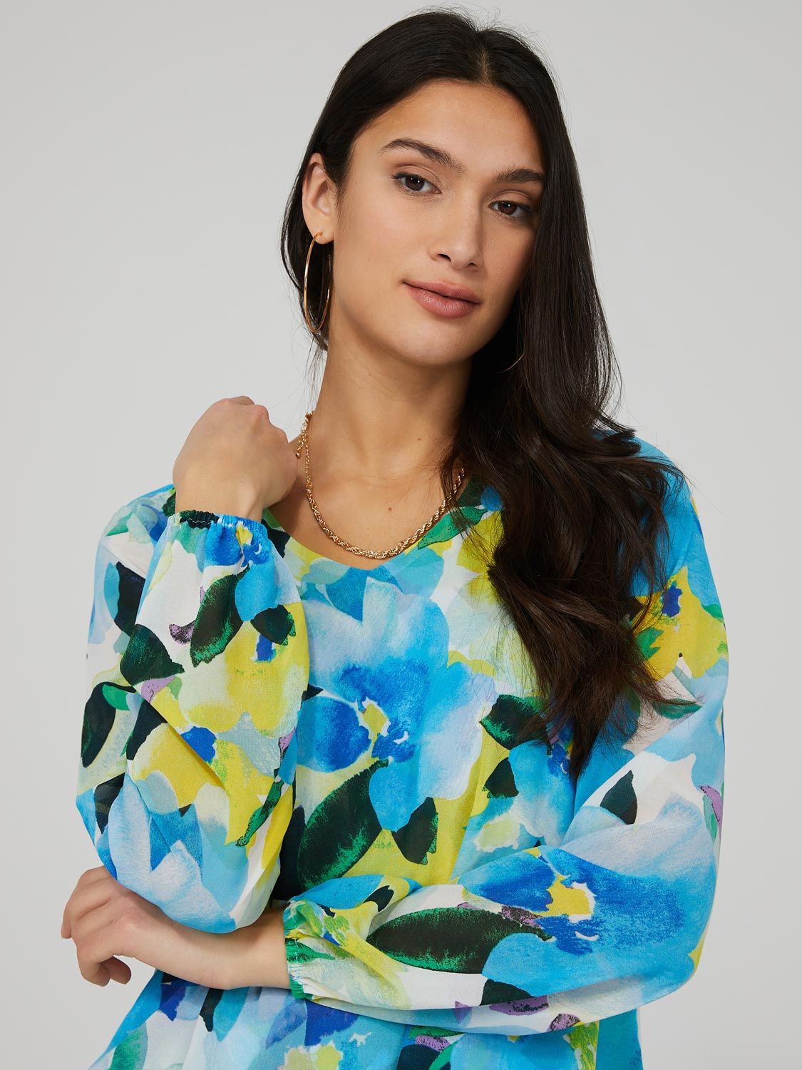 Asymmetrical Hem Printed Blouse sold by Suzy Shier product image thumbnail 2