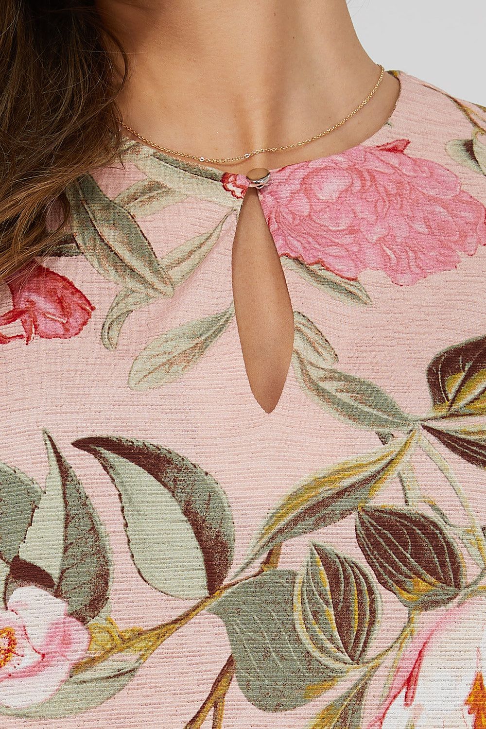 Keyhole Front Floral Print Top sold by Suzy Shier product image thumbnail 6