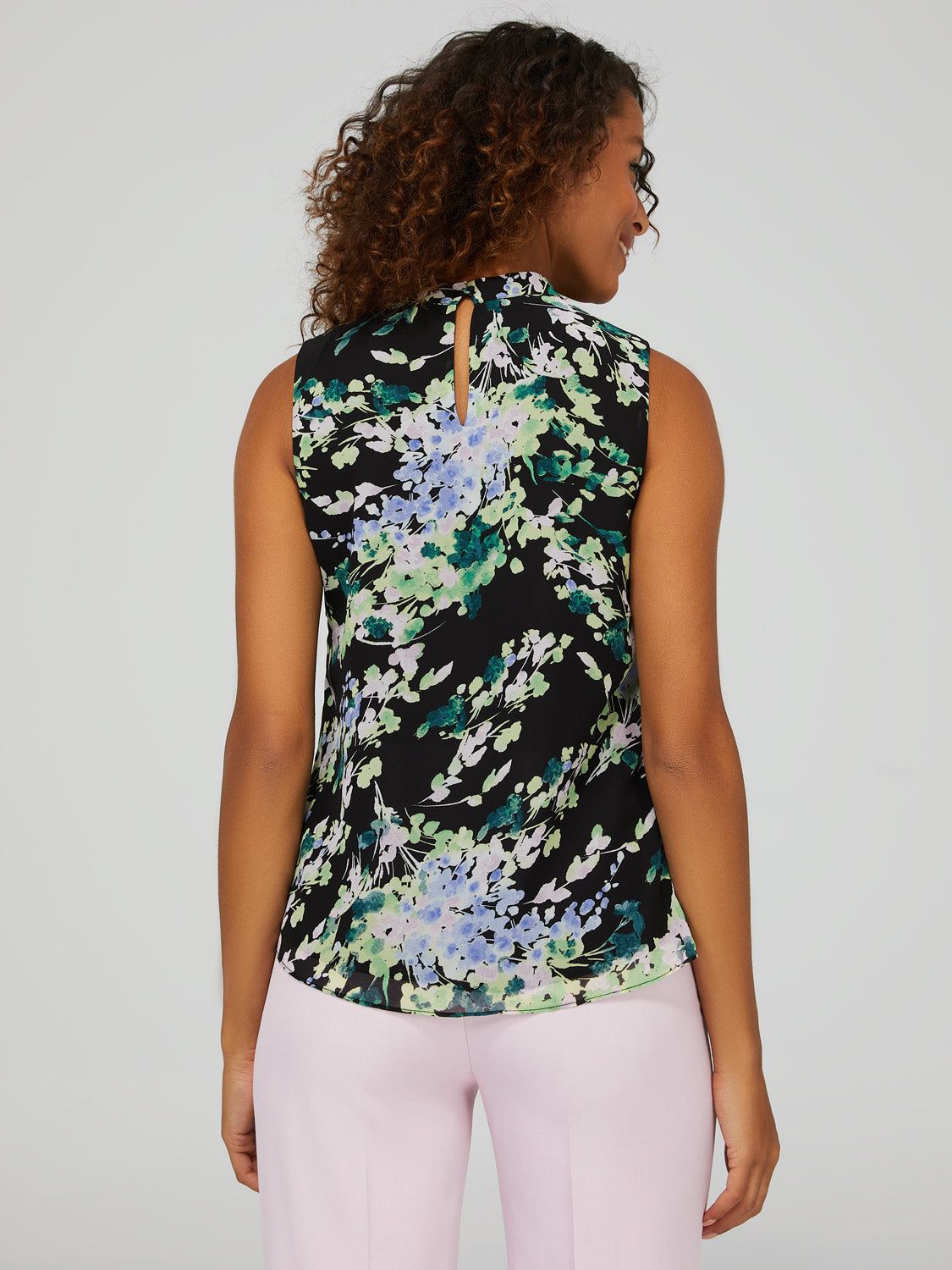 Floral Crepe Chiffon Sleeveless Blouse sold by Suzy Shier product image thumbnail 5