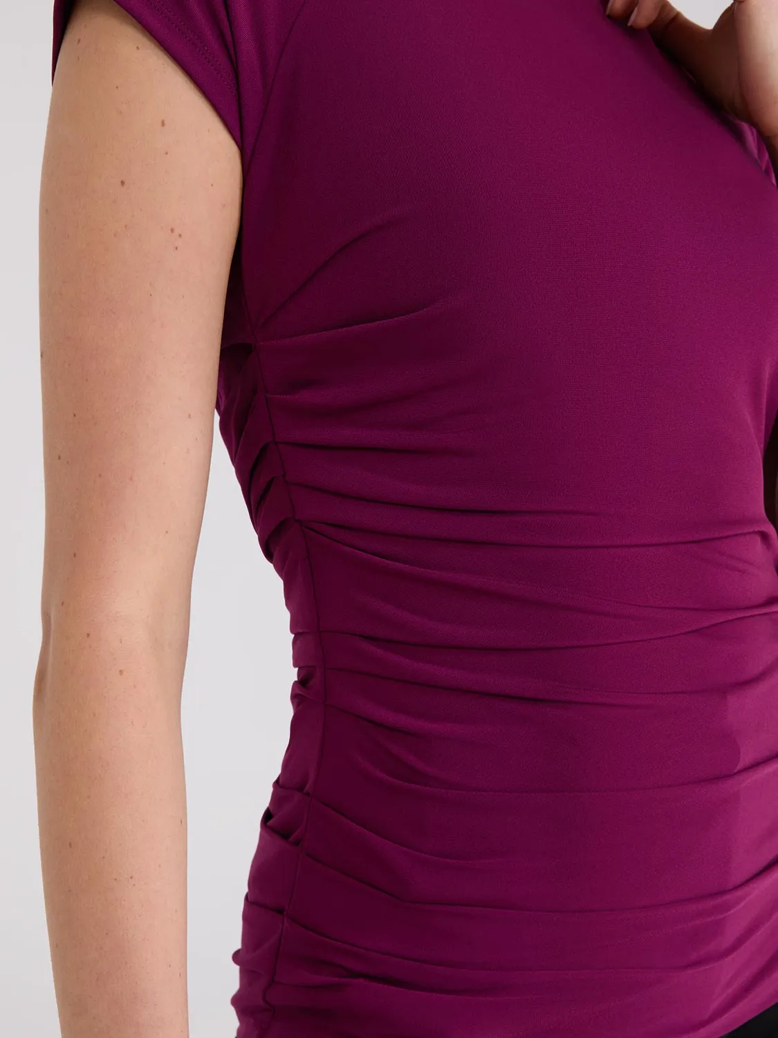 Short Raglan Sleeve Top With Side Pleats sold by Suzy Shier product image thumbnail 3