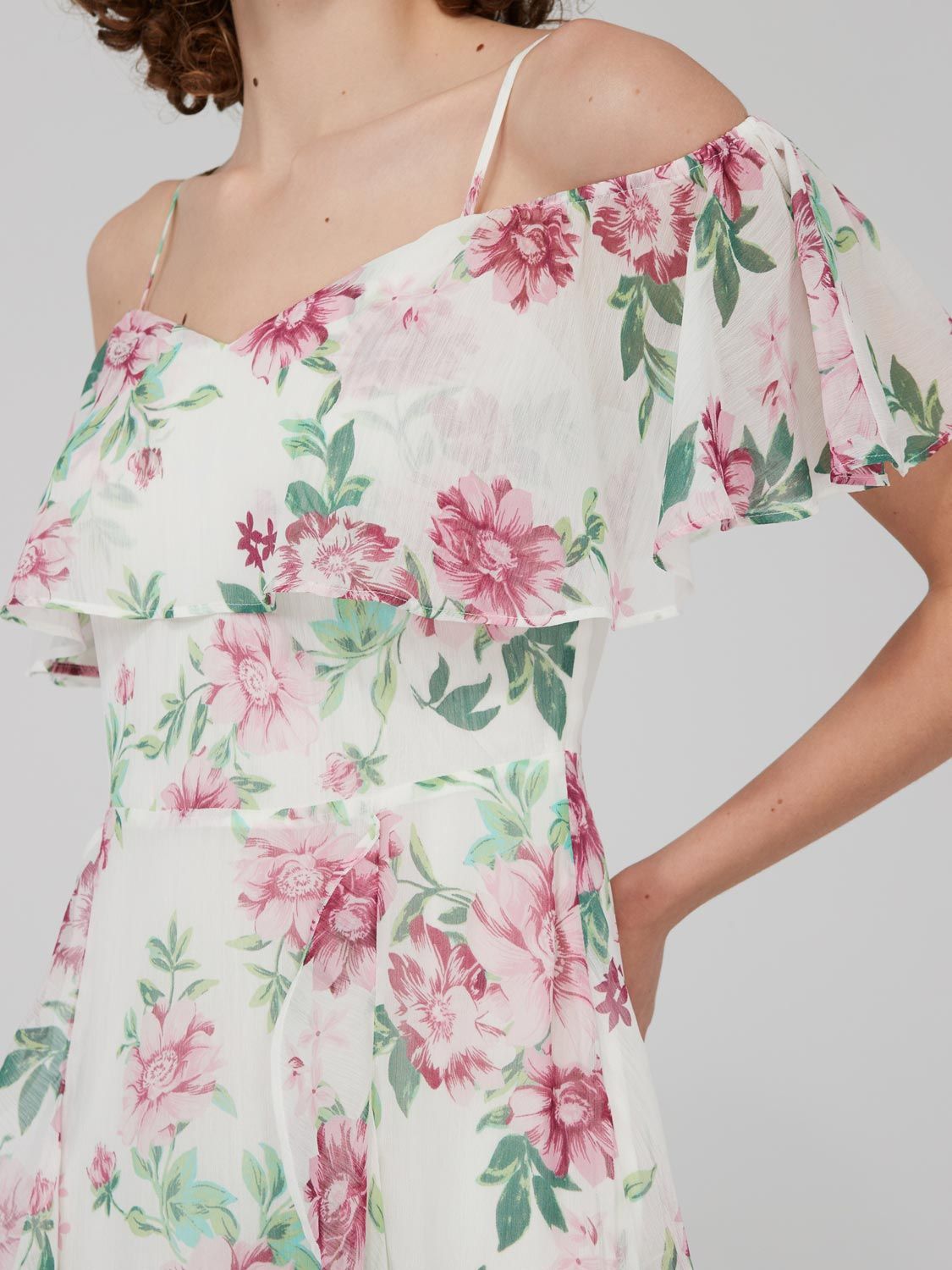 Floral Print Off-The-Shoulder Midi Dress With Ruffle Detail sold by Suzy Shier product image thumbnail 5