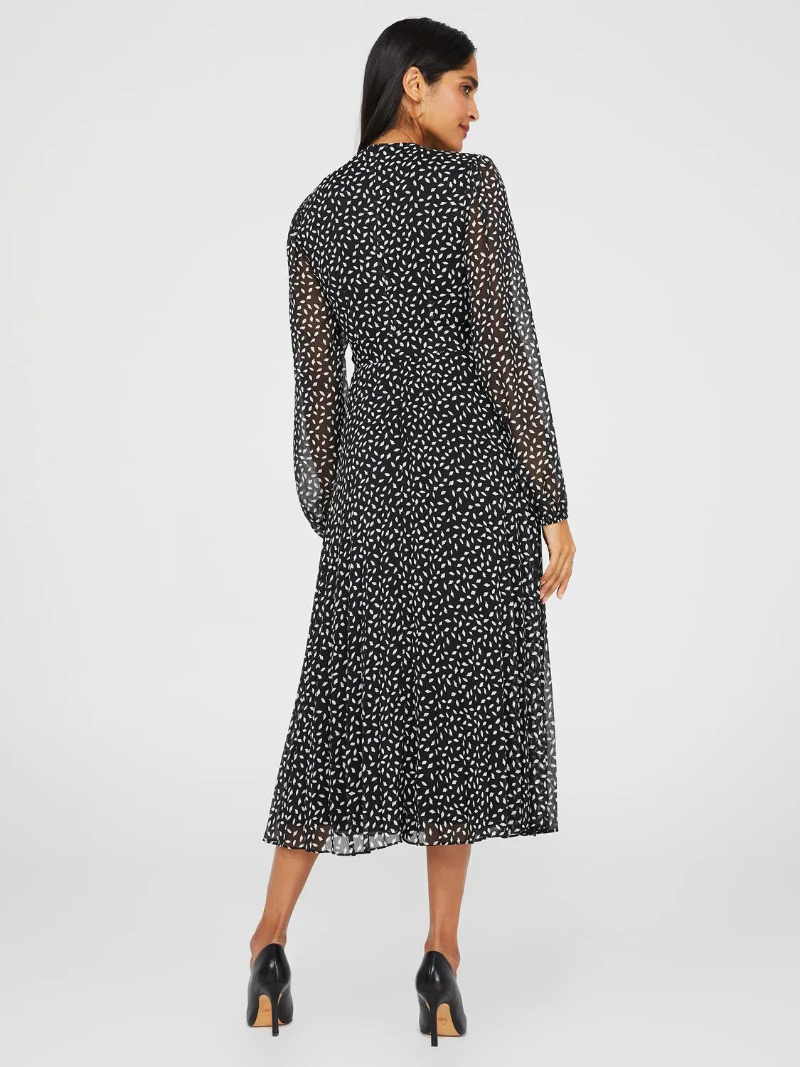 Printed Round Neck Midi Dress With Pleated Skirt sold by Suzy Shier product image thumbnail 5