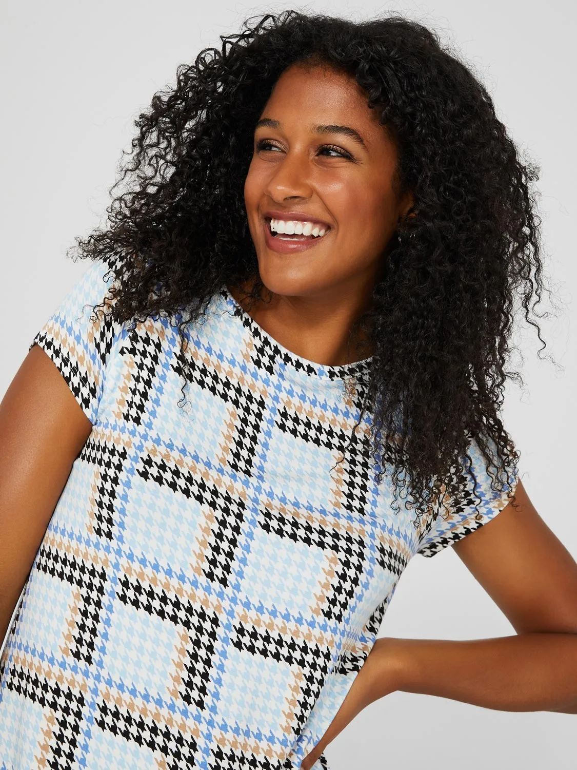 Plaid Raglan Sleeve Top With Rounded Hem sold by Suzy Shier product image thumbnail 2