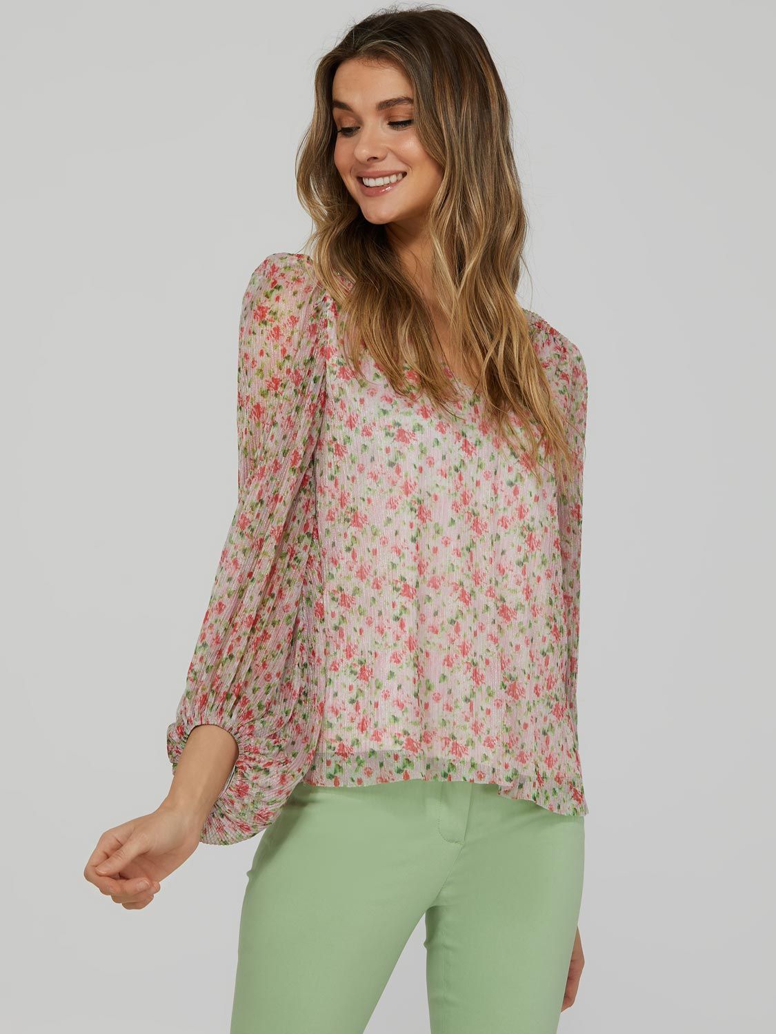 Printed 3/4 Volume Sleeve Top sold by Suzy Shier