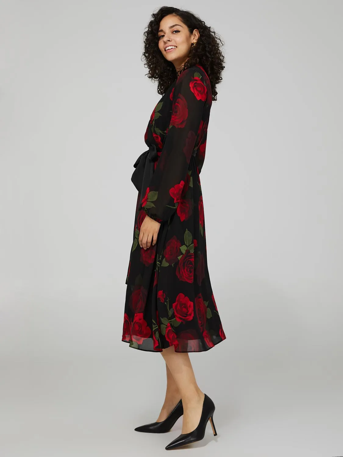 Floral Print Chiffon Cross-Front Midi Dress sold by Suzy Shier product image thumbnail 4