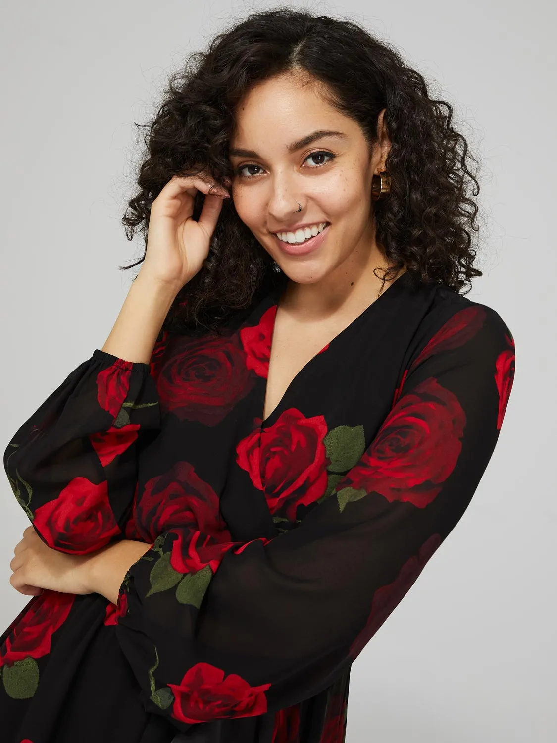 Floral Print Chiffon Cross-Front Midi Dress sold by Suzy Shier product image thumbnail 2