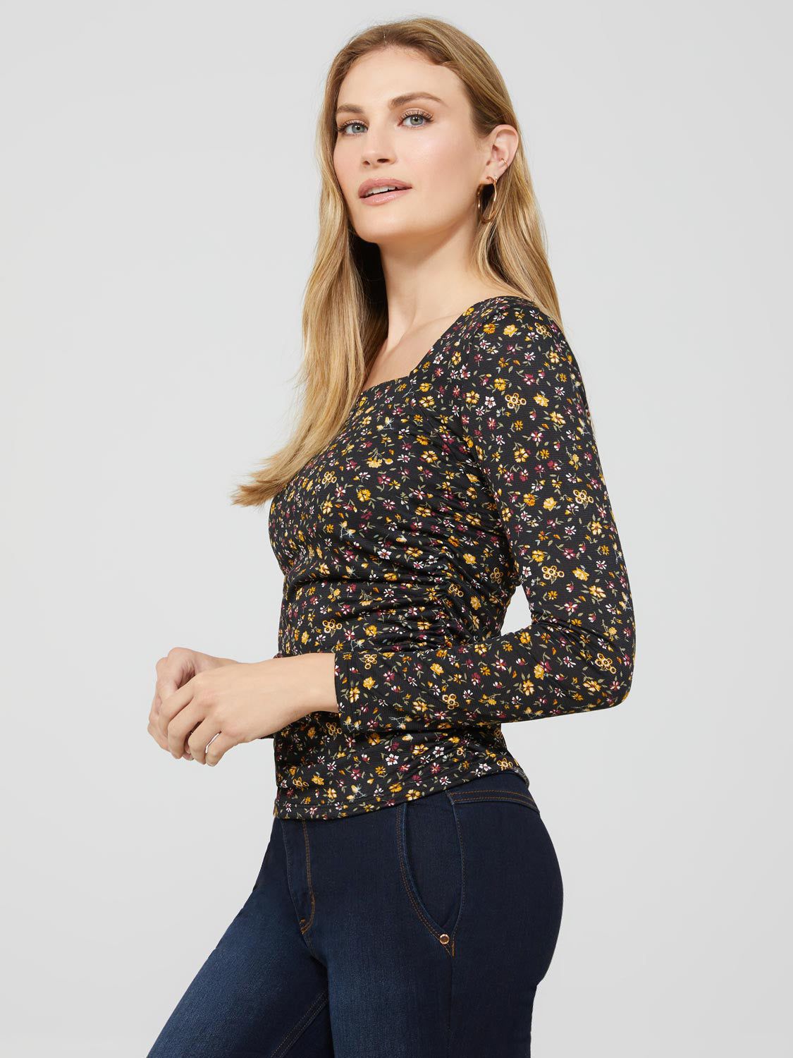 Floral Print Textured Square Neck Top With Ruched Waist sold by Suzy Shier product image thumbnail 3