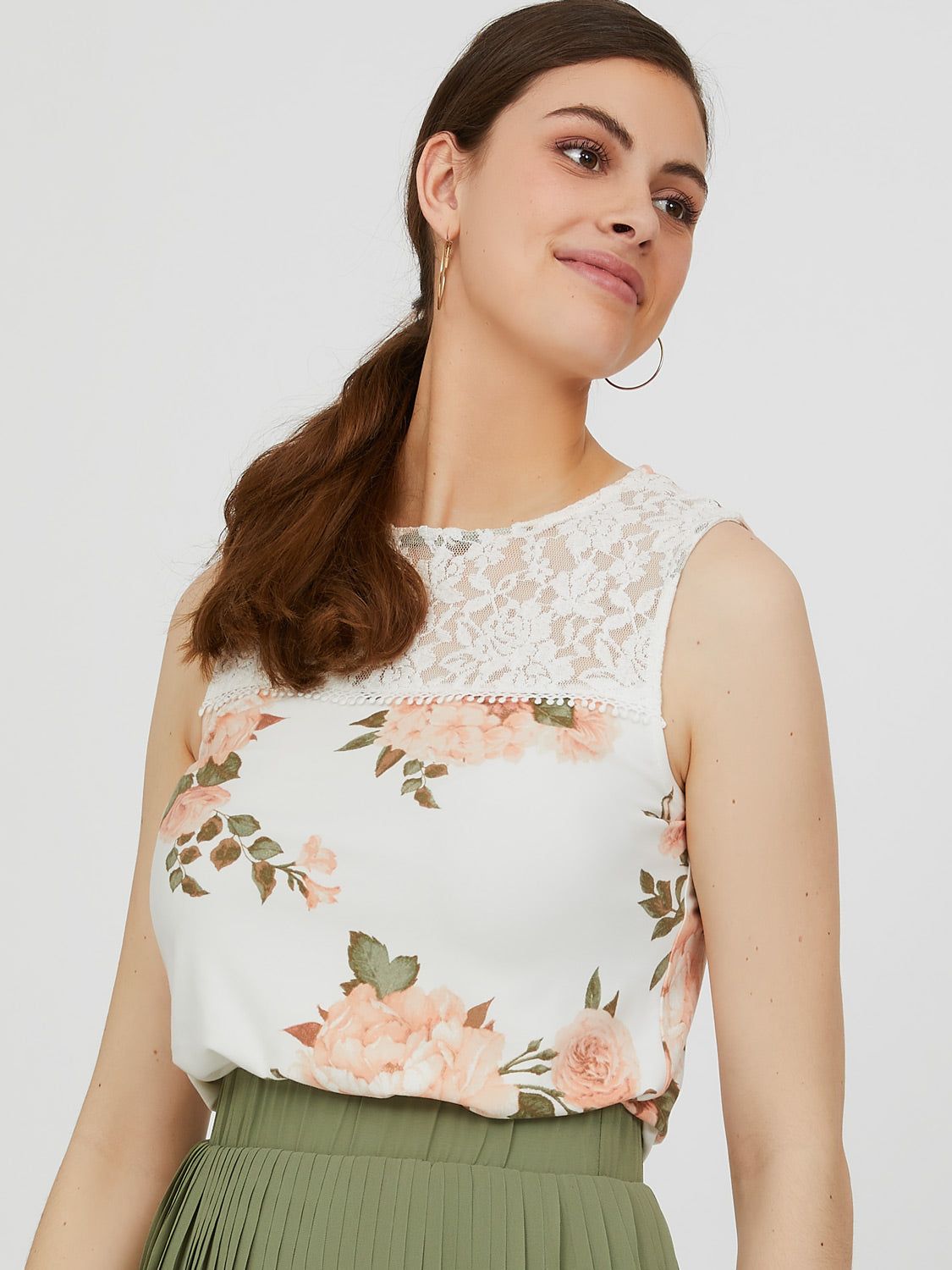 Sleeveless Round Neck Lace Knit Floral Top sold by Suzy Shier