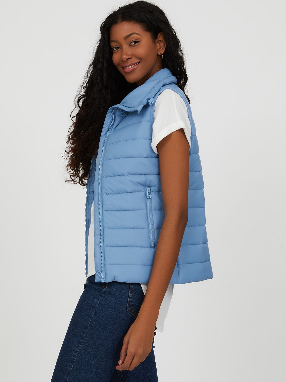 Sleeveless Lightweight Puffer Vest sold by Suzy Shier product image thumbnail 4