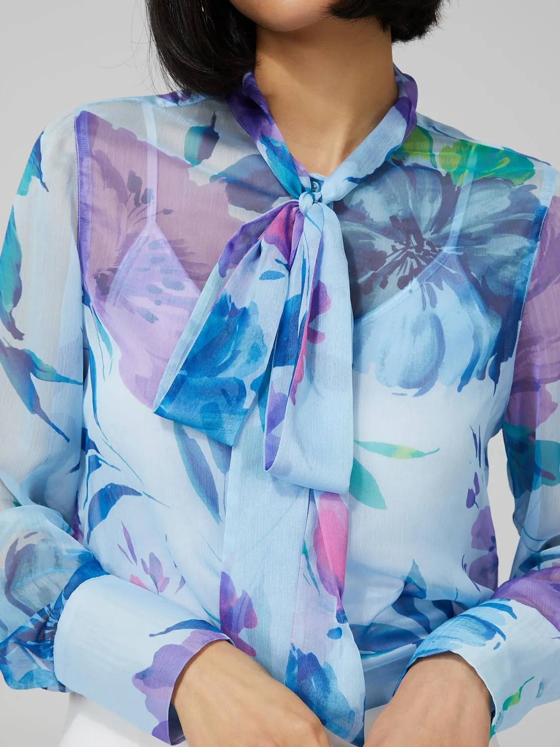 Floral Print Chiffon Blouse With Neck Tie sold by Suzy Shier product image thumbnail 5