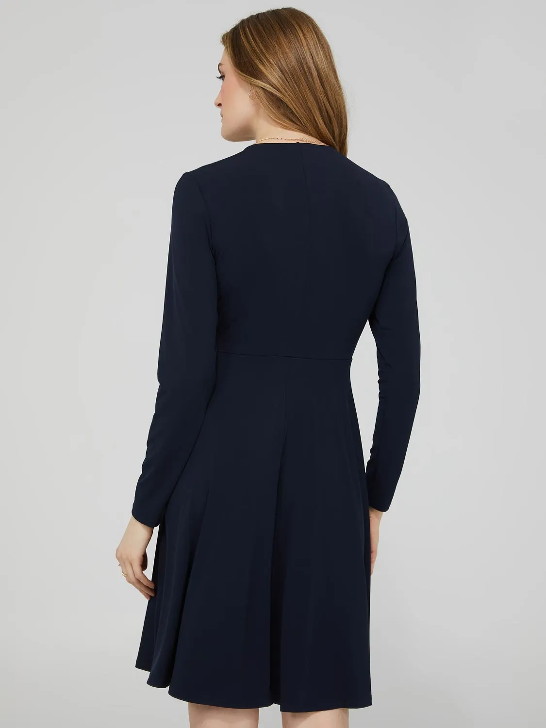 Crossover Wrap Dress With Chain Detail At Waist sold by Suzy Shier product image thumbnail 5