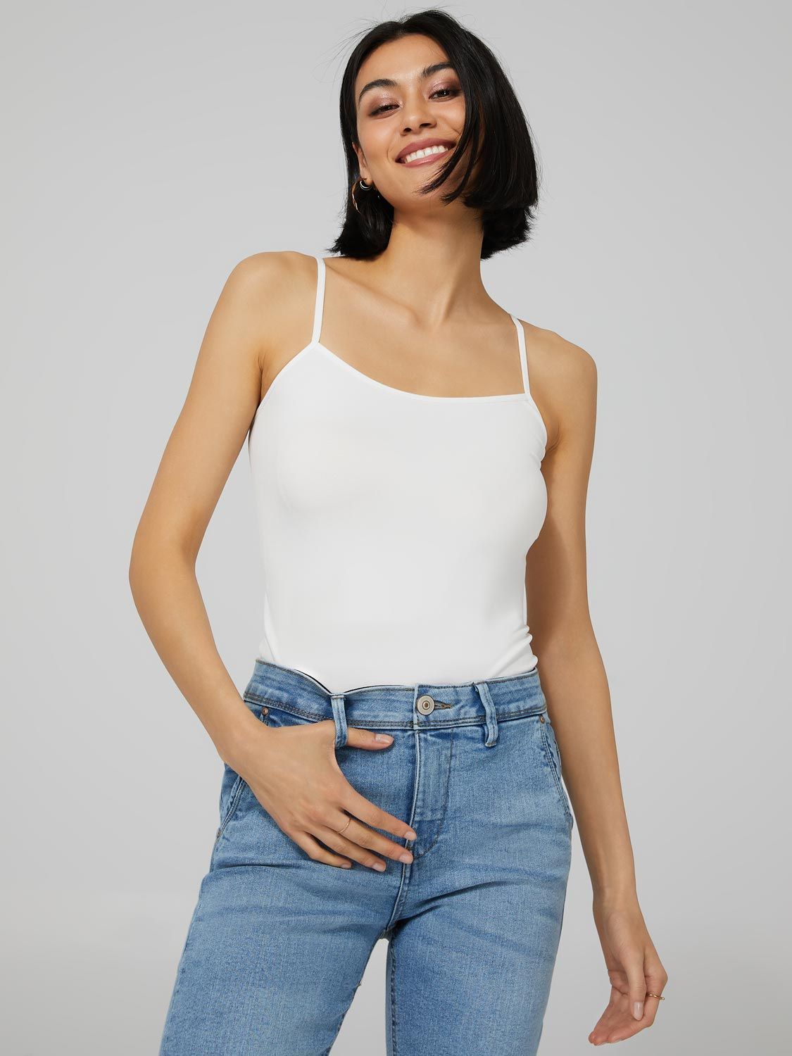 Scoop Neck Seamless Tank Top sold by Suzy Shier product image thumbnail 14