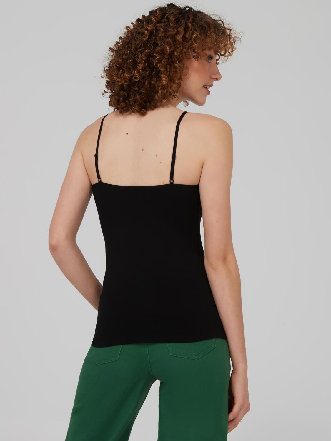 Scoop Neck Seamless Tank Top sold by Suzy Shier product image thumbnail 8