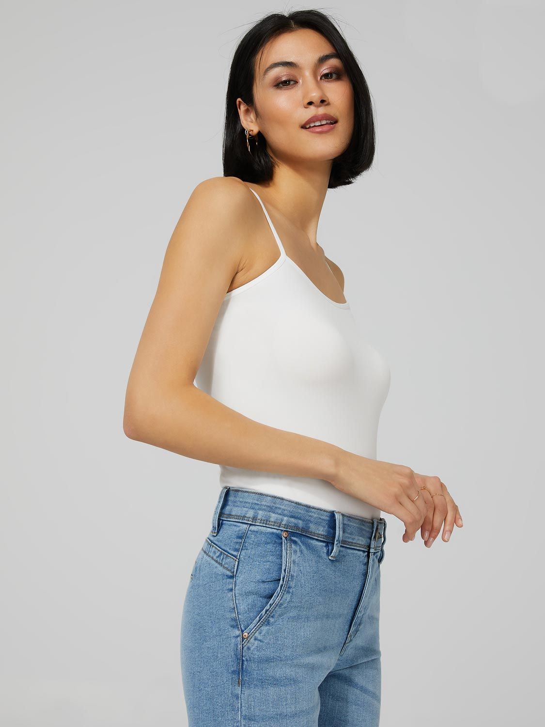 Scoop Neck Seamless Tank Top sold by Suzy Shier product image thumbnail 13