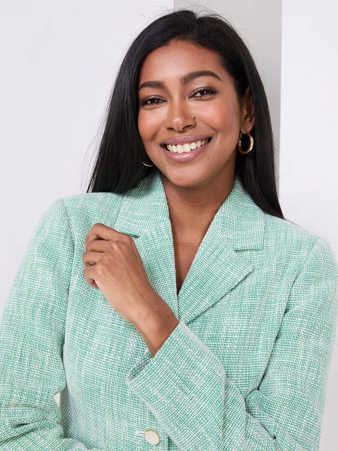 3-Button Boucle Blazer sold by Suzy Shier product image thumbnail 3