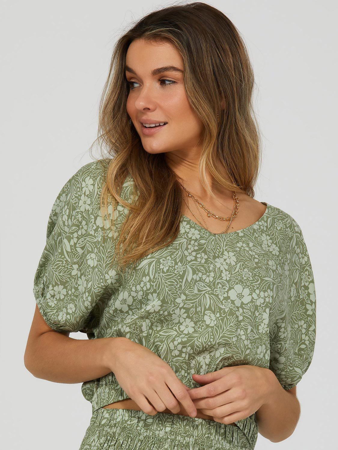Floral Print Cropped V-Neck Top sold by Suzy Shier