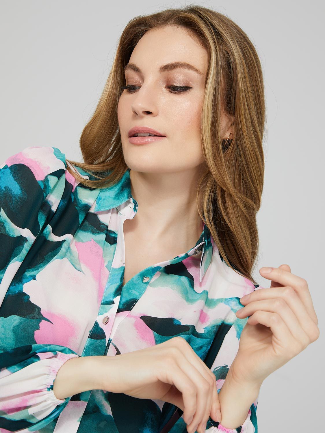 Floral Print Button-Up Blouse sold by Suzy Shier product image thumbnail 2