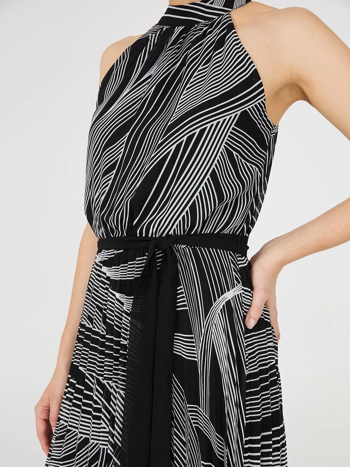 Swirl Print Halter Neck Chiffon Midi Dress sold by Suzy Shier product image thumbnail 4