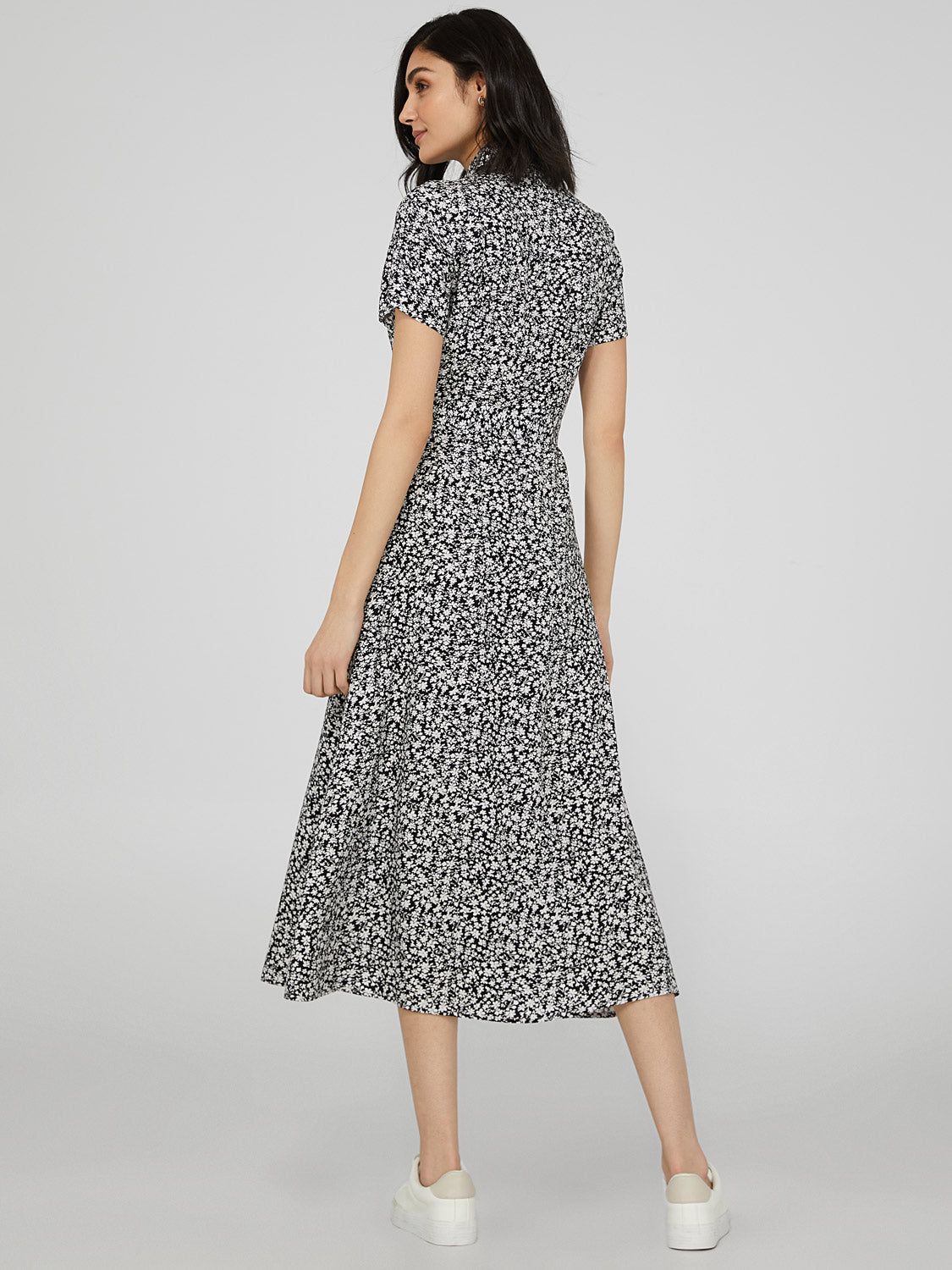 Printed Button-Front Midi Shirt Dress sold by Suzy Shier product image thumbnail 5