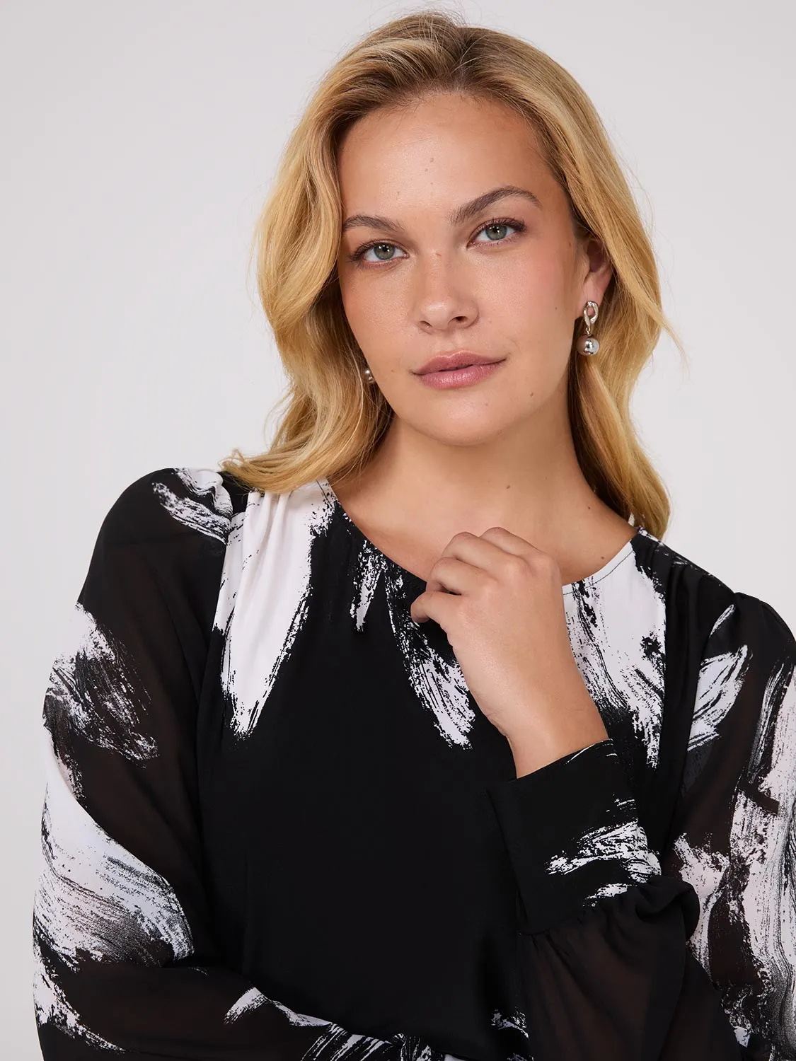 Printed Long Chiffon Sleeve Boat Neck Top sold by Suzy Shier product image thumbnail 2