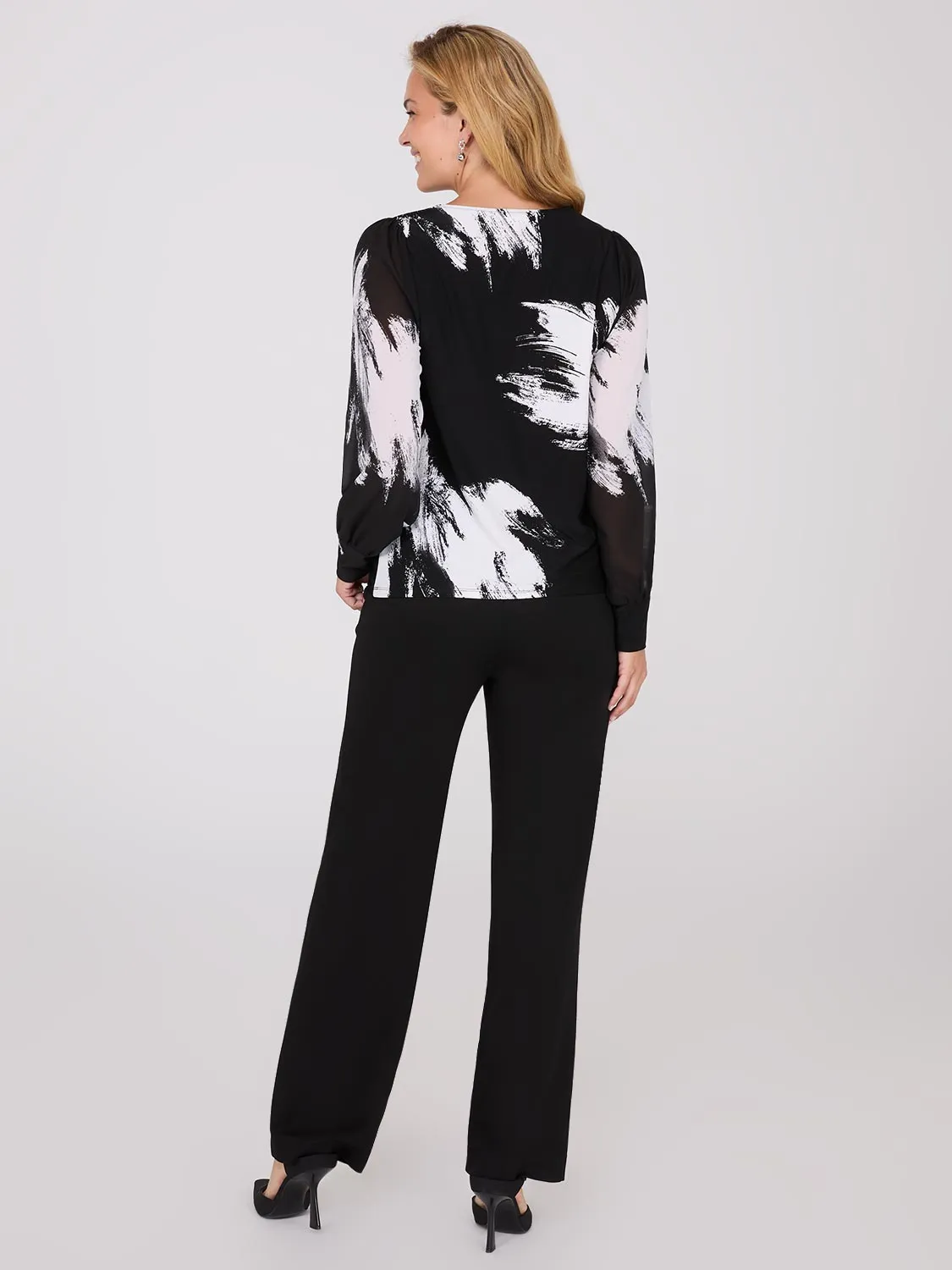 Printed Long Chiffon Sleeve Boat Neck Top sold by Suzy Shier product image thumbnail 4