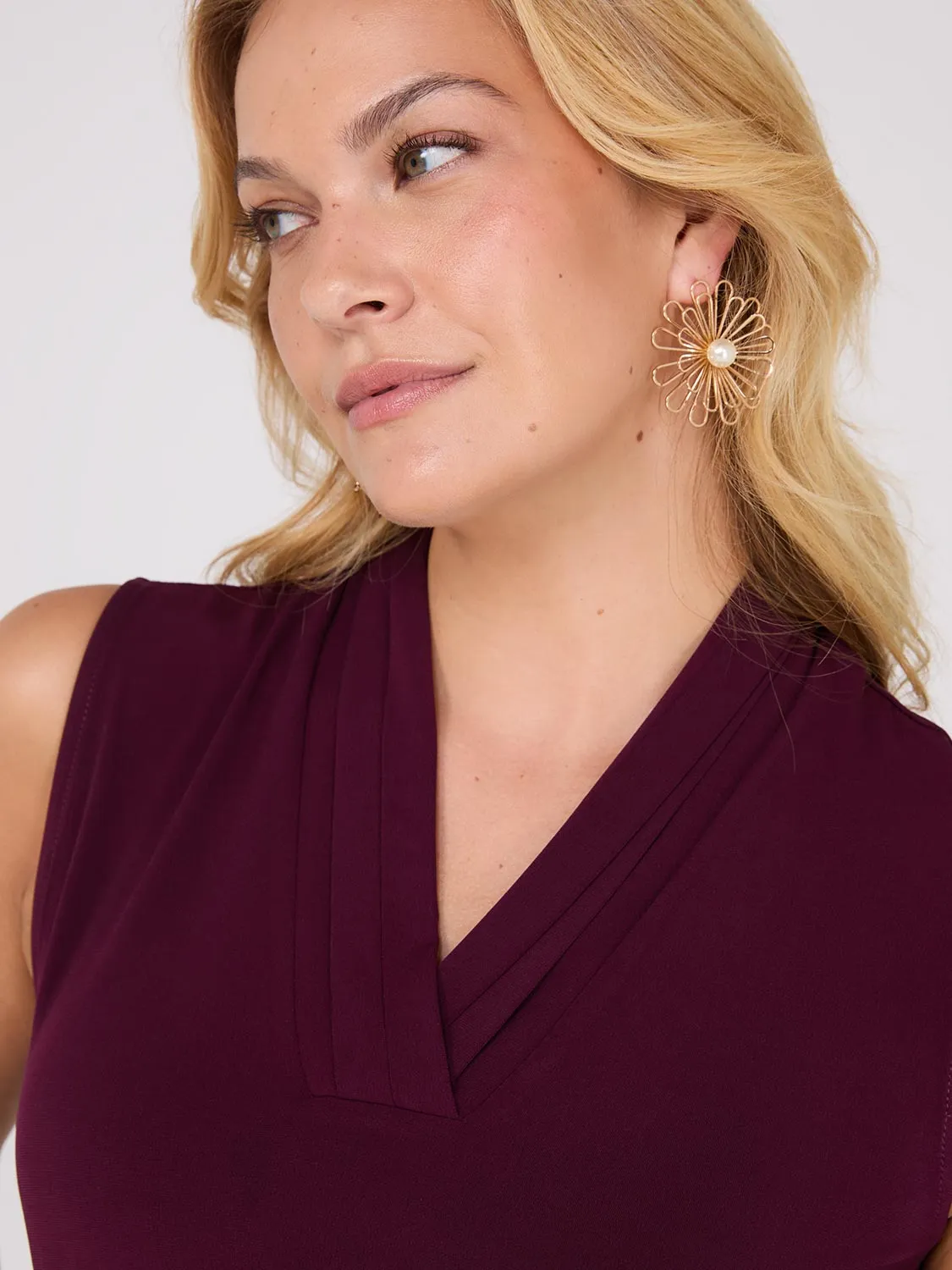 Sleeveless Pleated V-Neck Top sold by Suzy Shier product image thumbnail 3