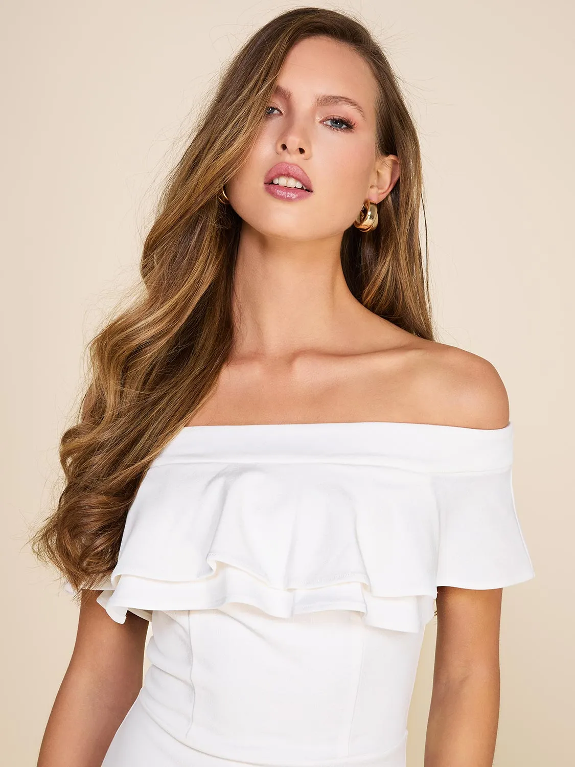 Ruffle Off-The-Shoulder Knee Length Cocktail Dress sold by Suzy Shier product image thumbnail 4