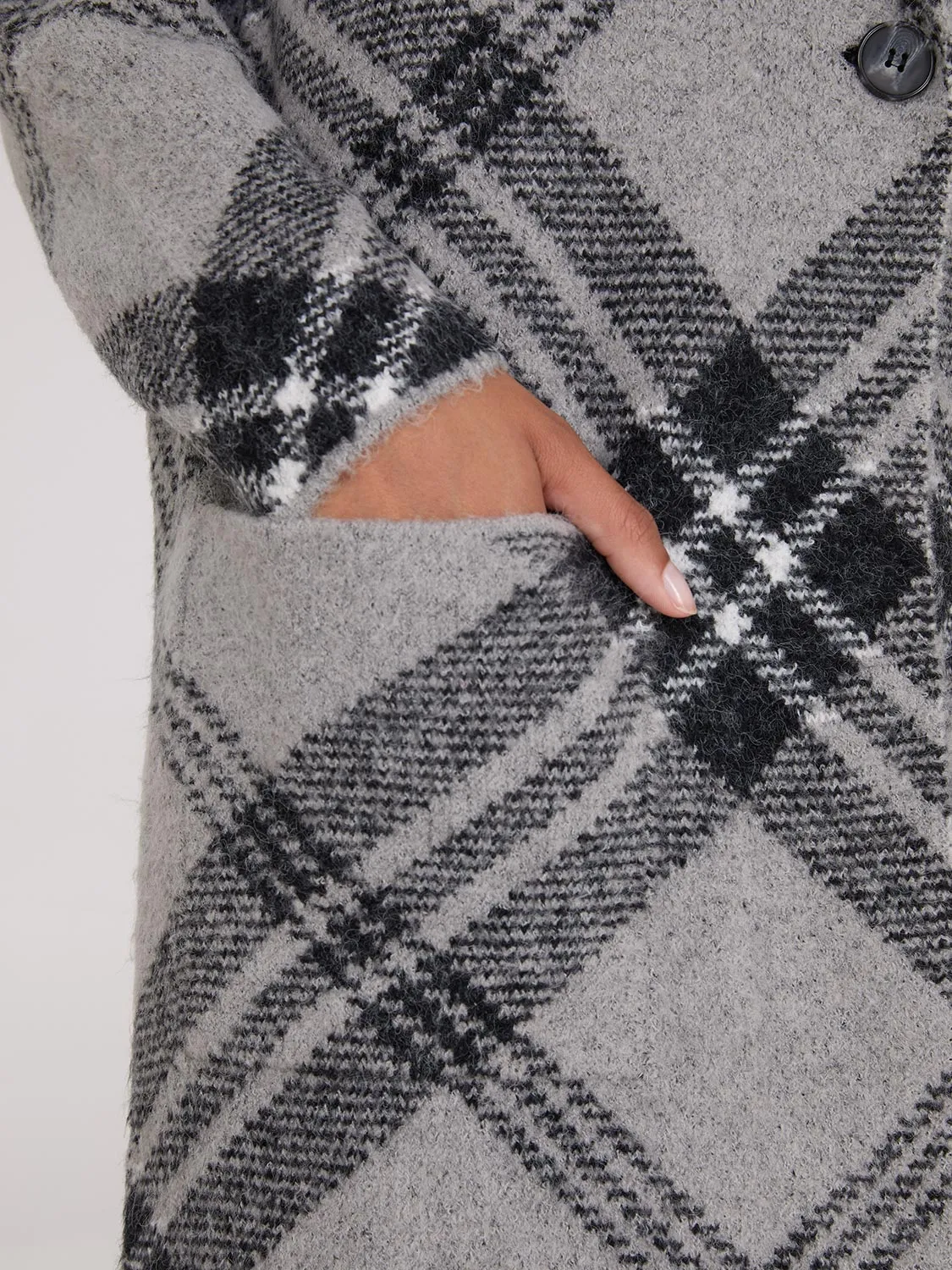 Plaid Notch Collar One-Button Duster sold by Suzy Shier product image thumbnail 3