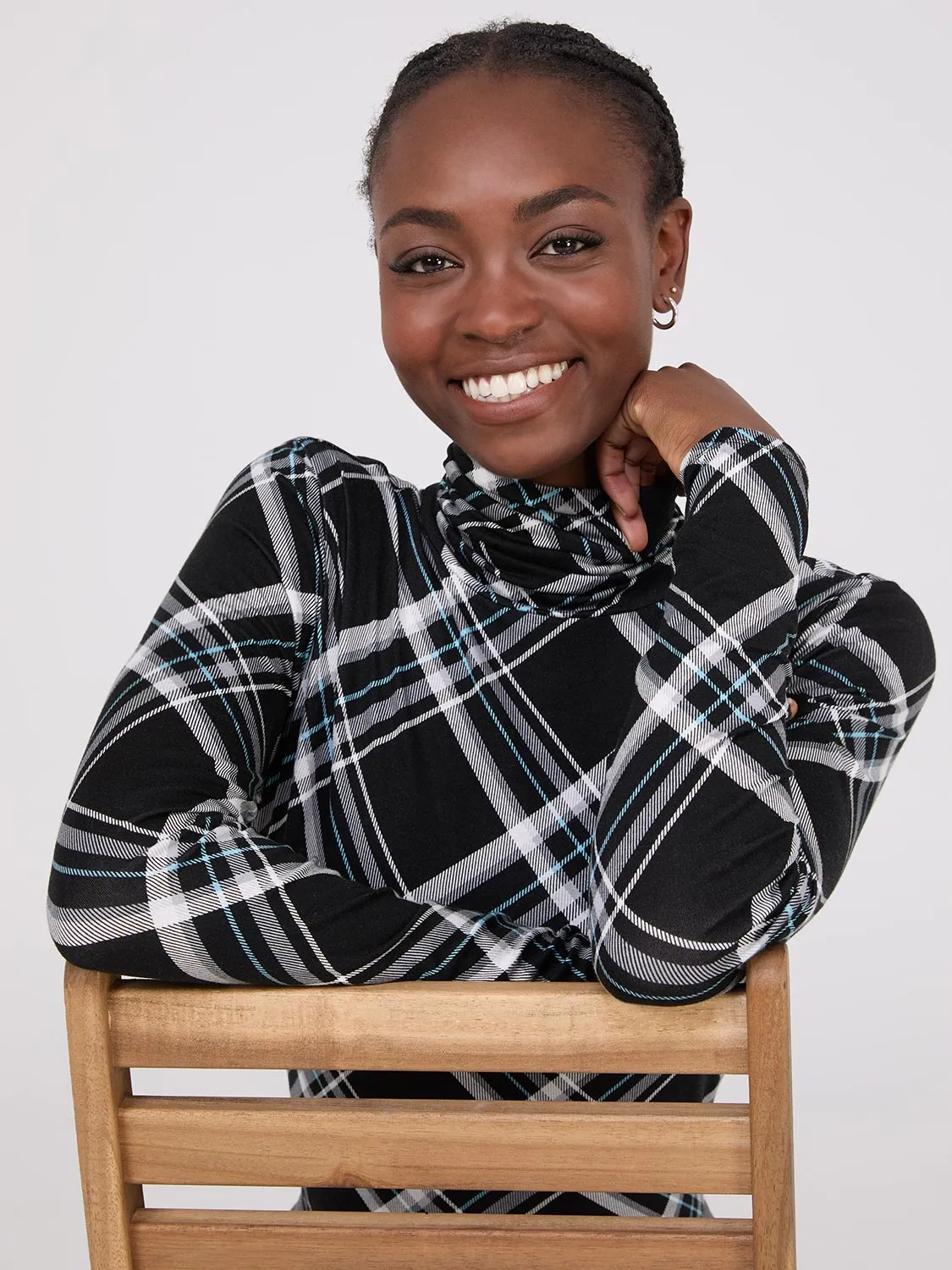 Plaid Long Sleeve Turtleneck Top sold by Suzy Shier product image thumbnail 4