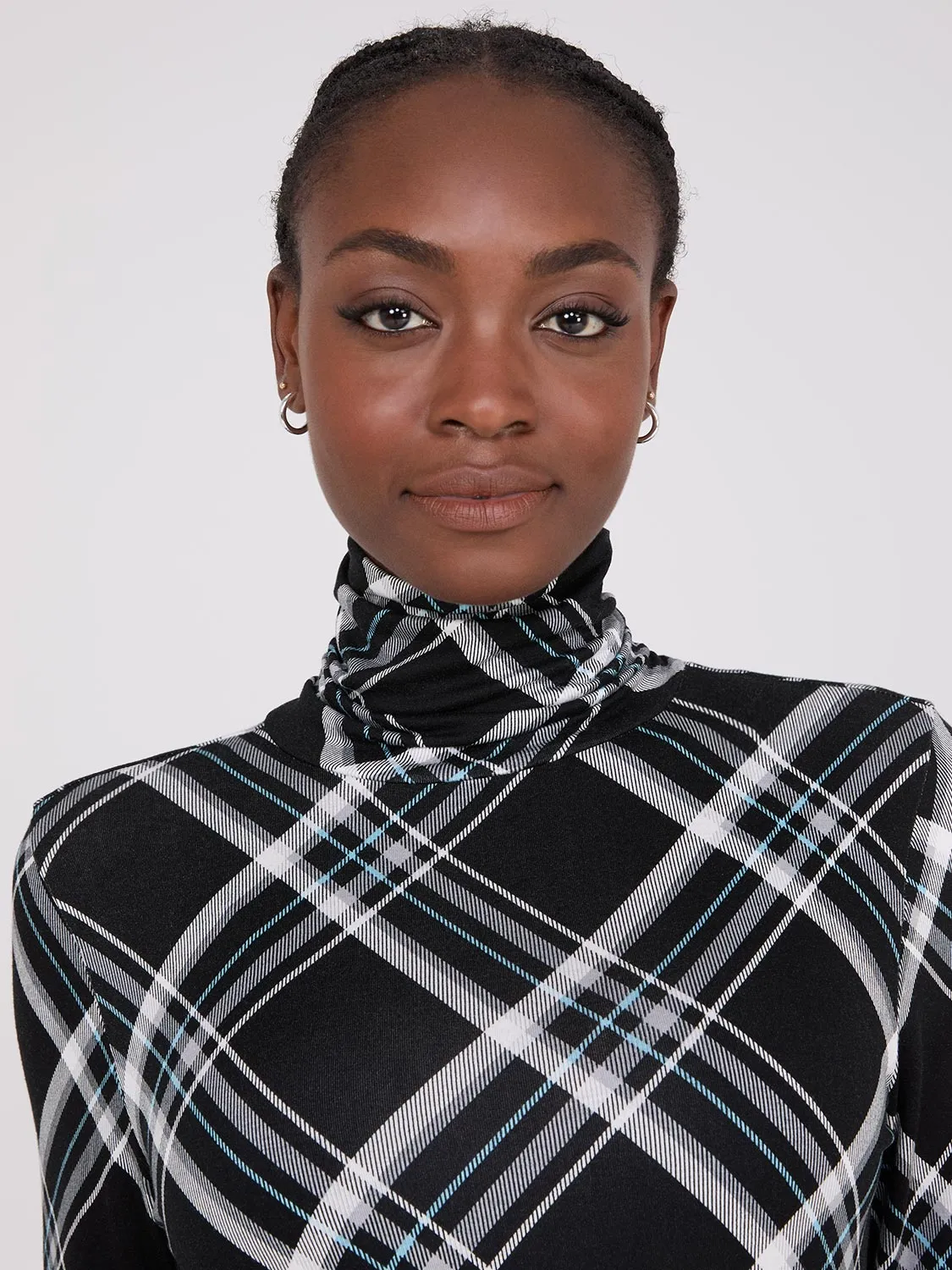 Plaid Long Sleeve Turtleneck Top sold by Suzy Shier product image thumbnail 3