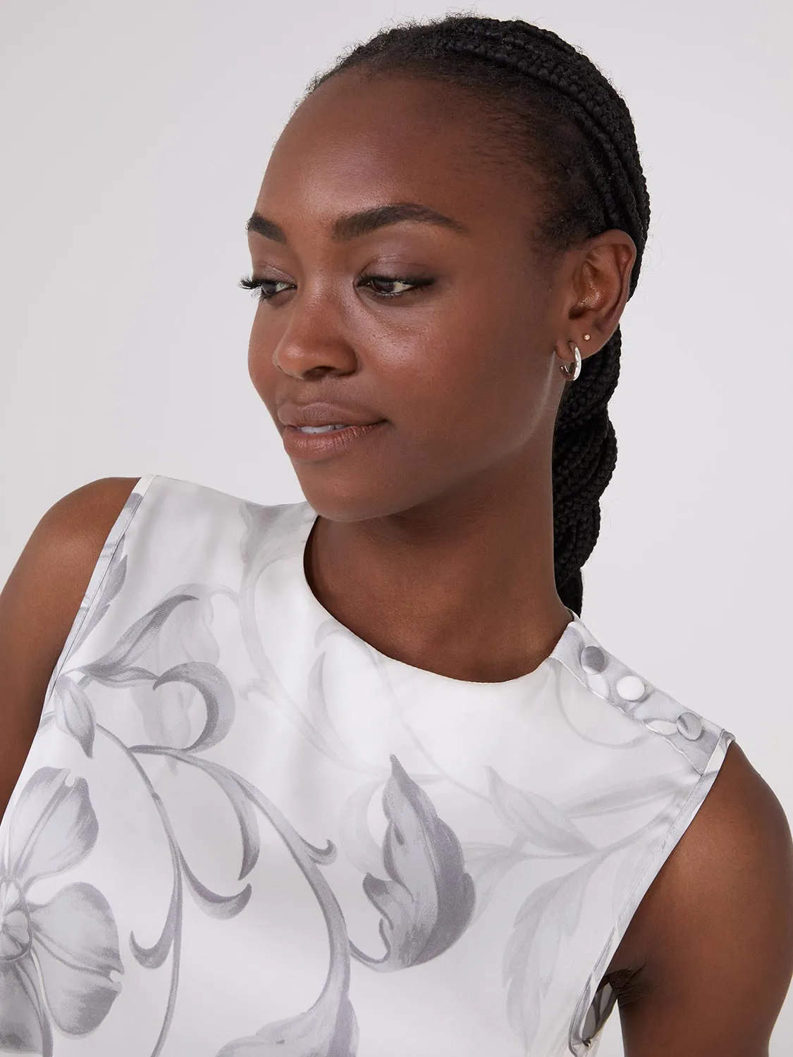 Sleeveless Floral Print Satin Top With Button Details sold by Suzy Shier product image thumbnail 2