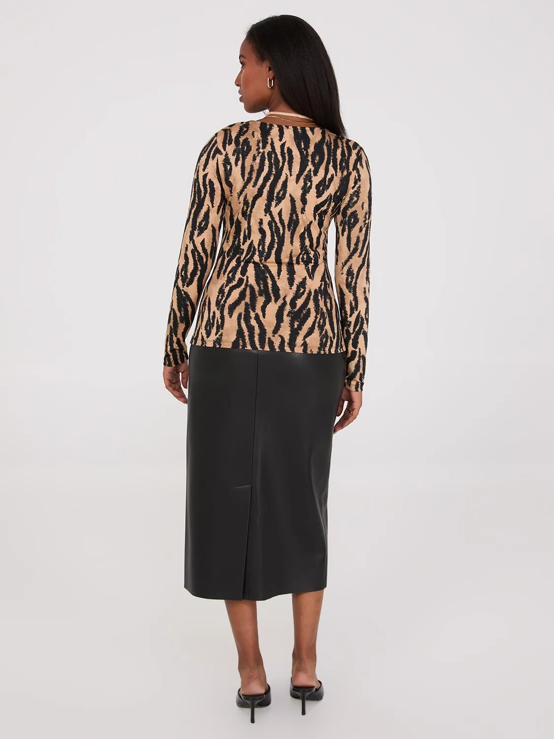 Printed Long Sleeve Jersey Top sold by Suzy Shier product image thumbnail 4