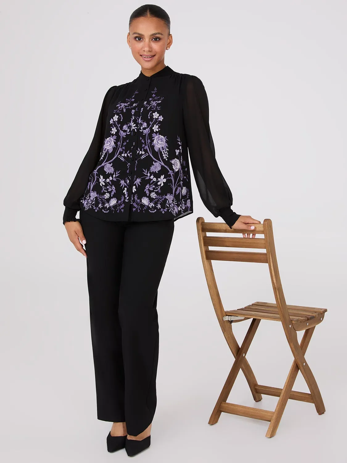Floral Print Chiffon Button-Front Flowy Blouse sold by Suzy Shier product image thumbnail 3